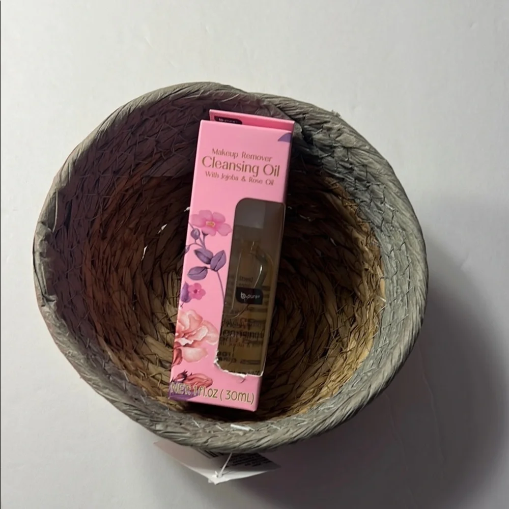 🫖🍵 Self care Kit Teal Velvet Headband wit Pearls with basket and jojoba rose oil